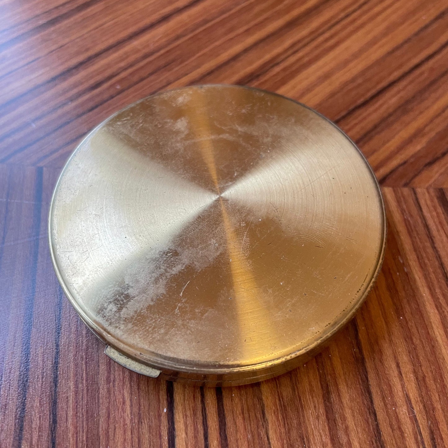 Compact Vintage Yardley Lavender Seller Scene Gold Tone Metal Powder Compact with Mirror