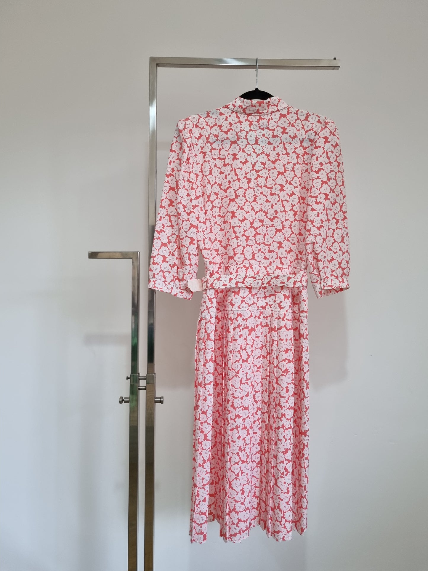 Berketex Vintage Pink and White Floral Drop Waist Asymmetric Dress (SMALL) - Vintage Appreciation Society