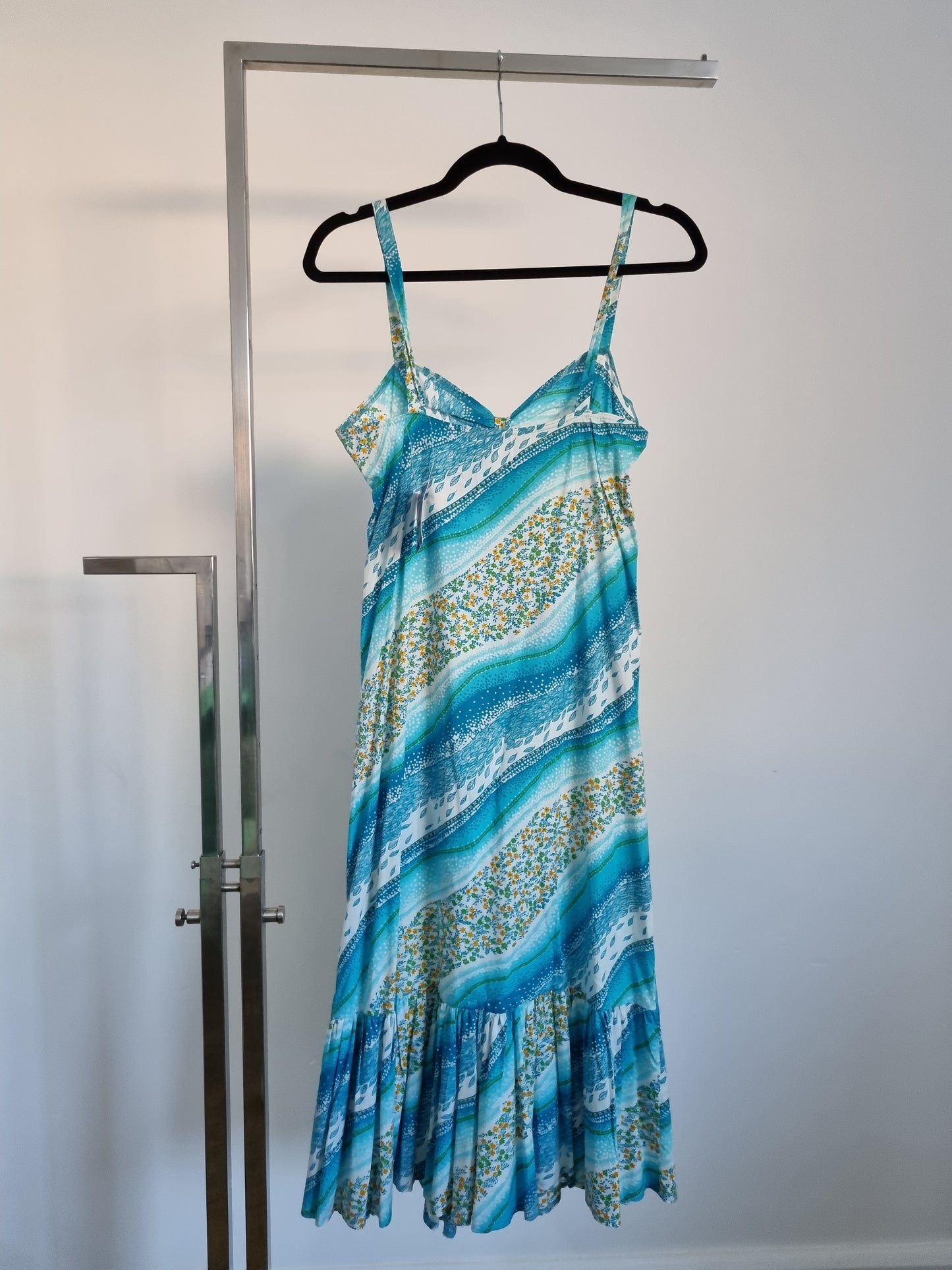 Beach Dress Stripey Blues Orchidee Vintage Dress UK 6 - Vintage Appreciation Society