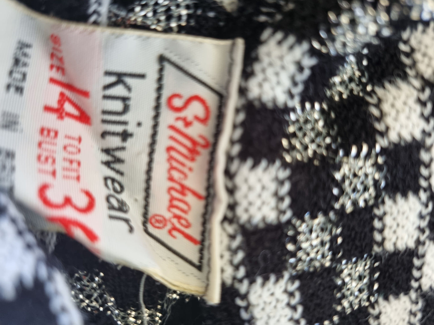 St Michael Vintage Batwing Jumper 1960s UK10 - Vintage Appreciation Society