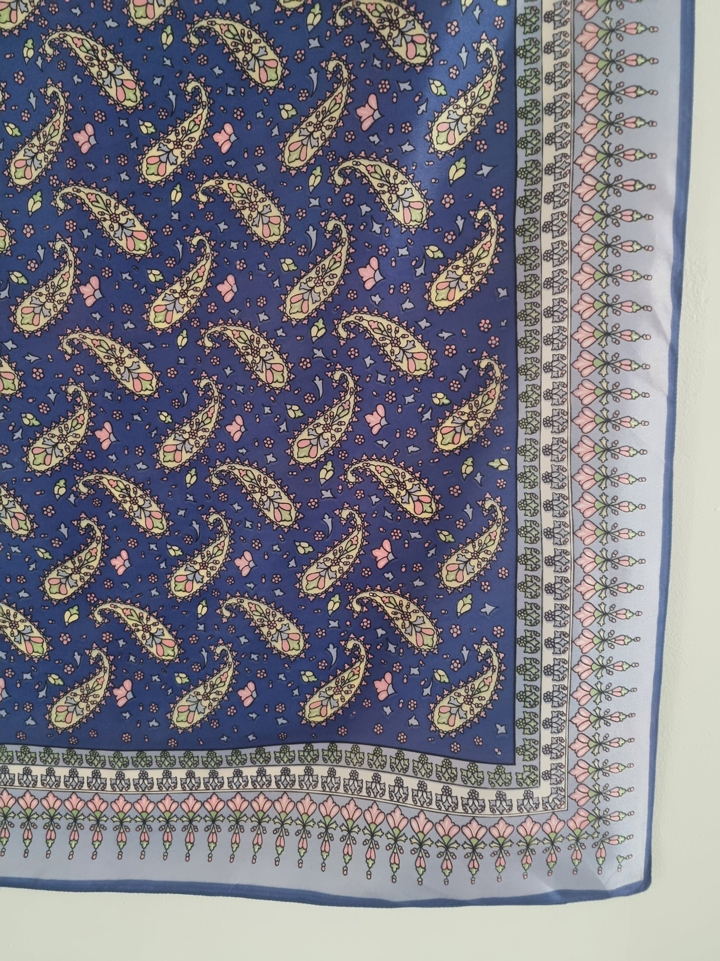 Vintage Blue Paisley 1960s Scarf Polyester 68cmx68cm