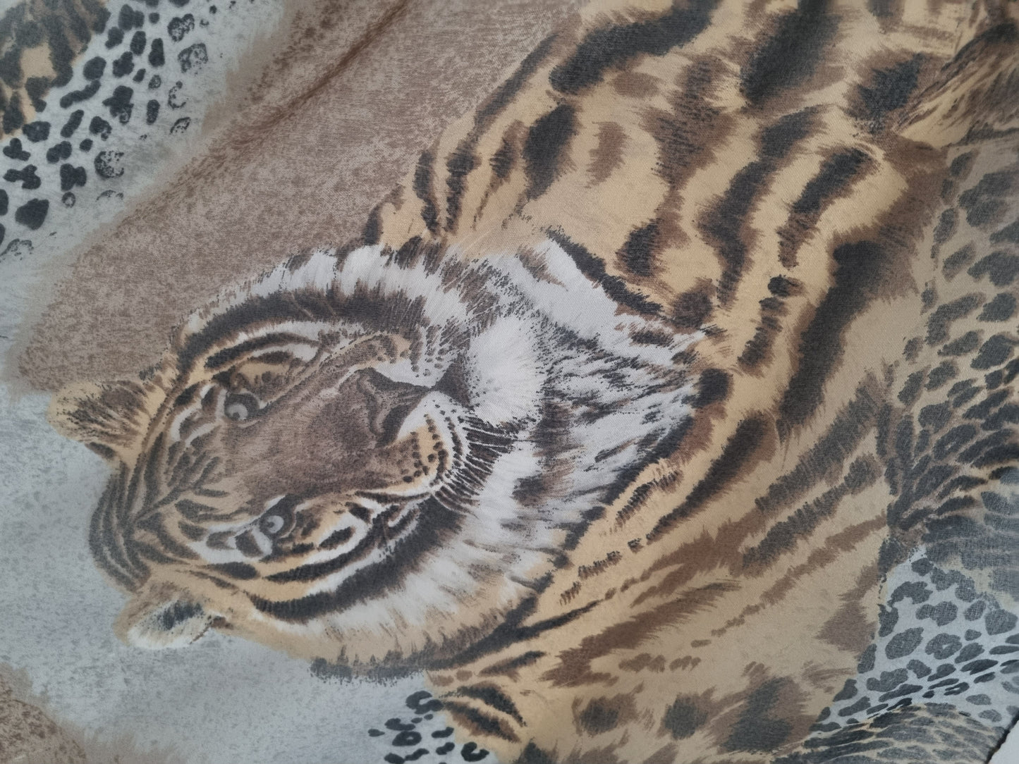 Vintage Tiger Leopard Polymix Scarf 77cmx77cm