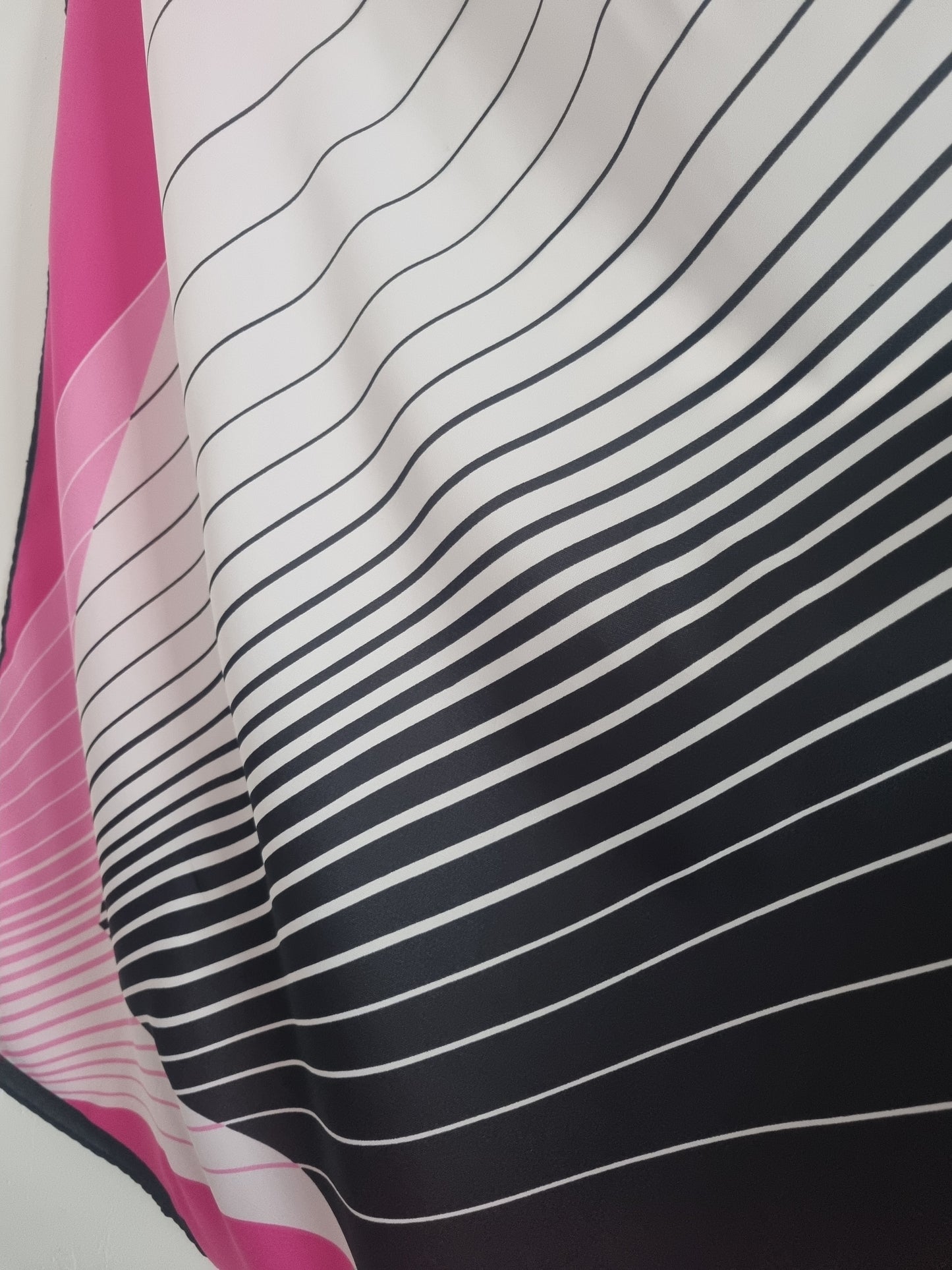 Vintage Norma Dori Scarf 80s Geometric Poly 74cmx74cm