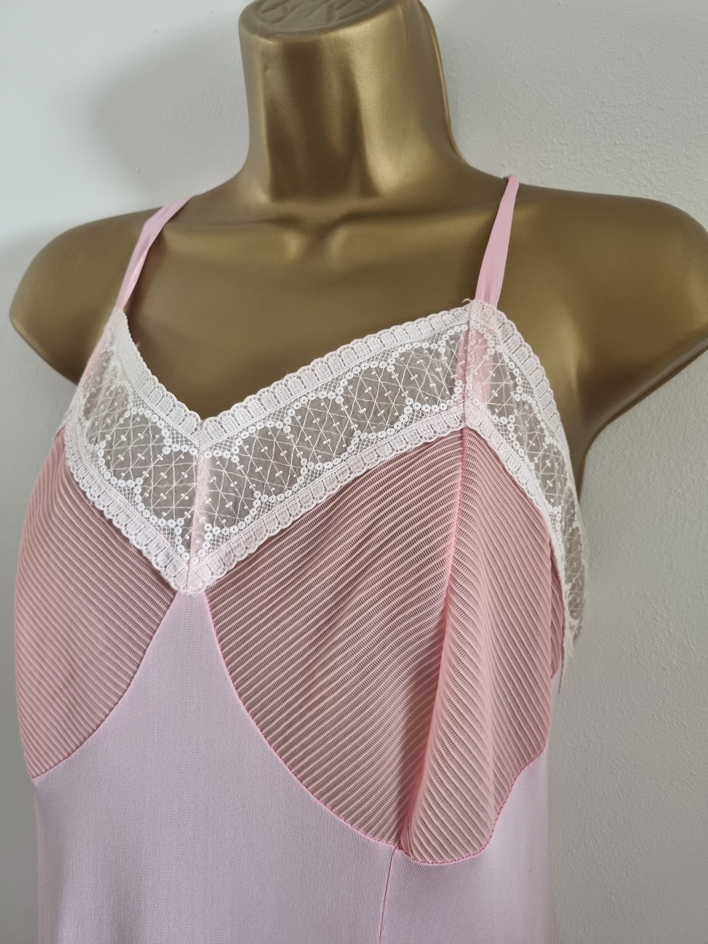 German August Vogel KG 1960s Vintage Slip UK18 Lingerie Chemise - Vintage Appreciation Society