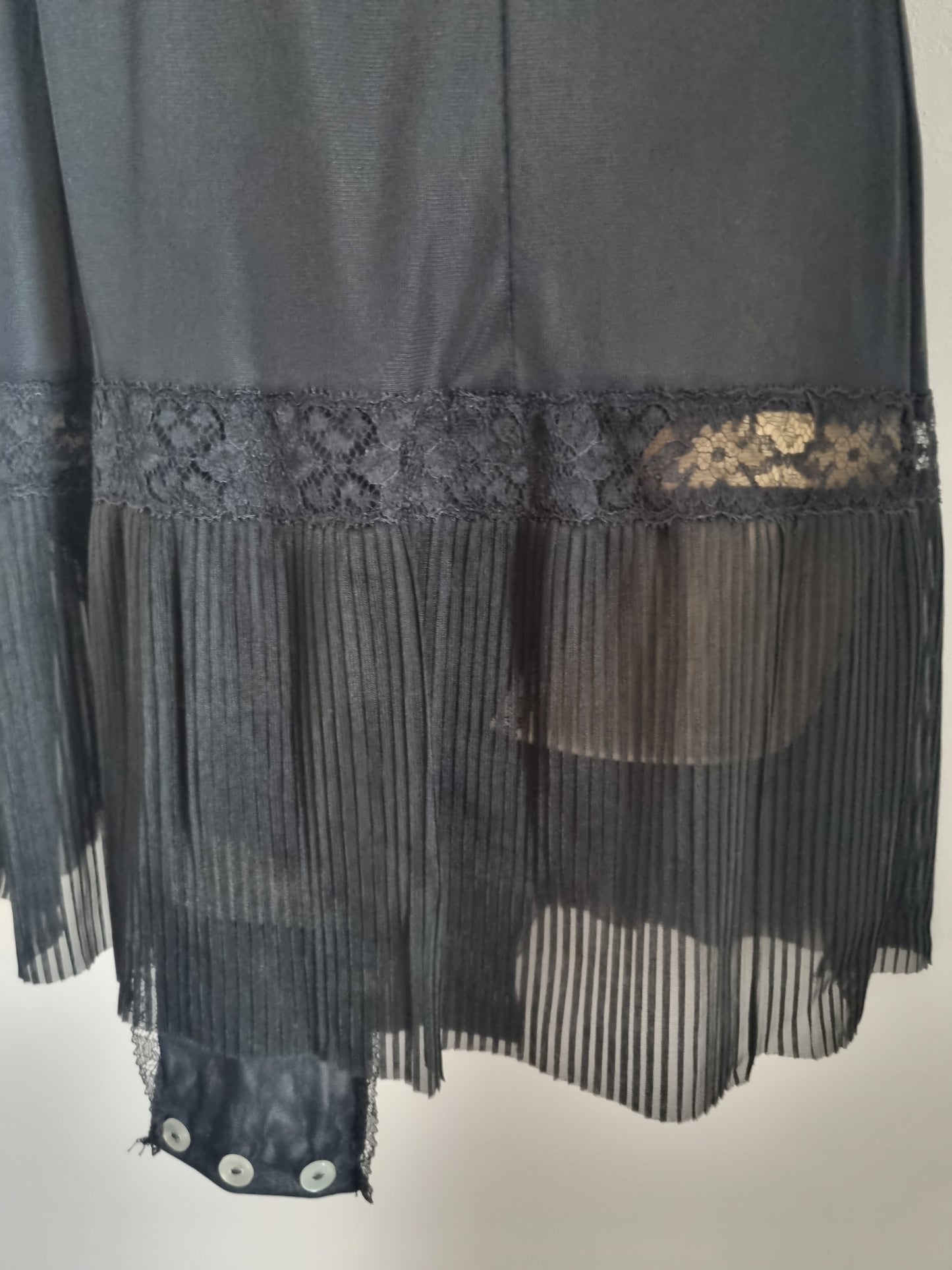 Vintage 1930s Chemise Teddy for Timeless Elegance (UK1214) - Vintage Appreciation Society