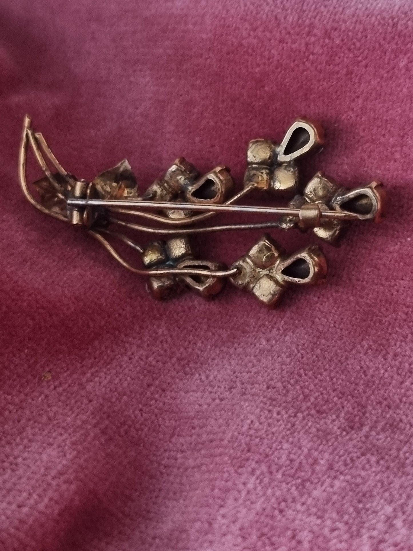 Vintage Brooch Gold Tone 50s Acquamarine Austrian Glass Flower Spray Floral