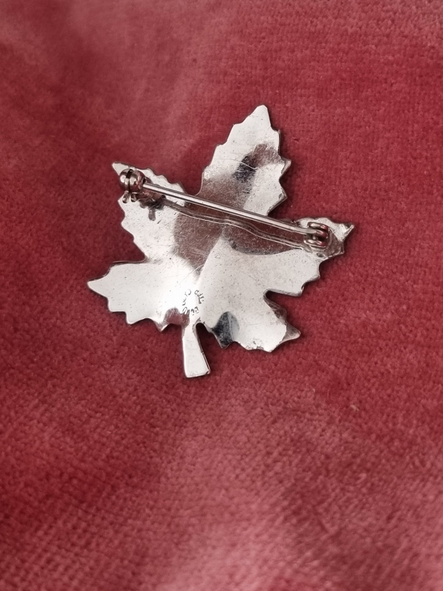 Vintage Brooch Sterling Silver Canadian Maple Leaf Bond Boyd