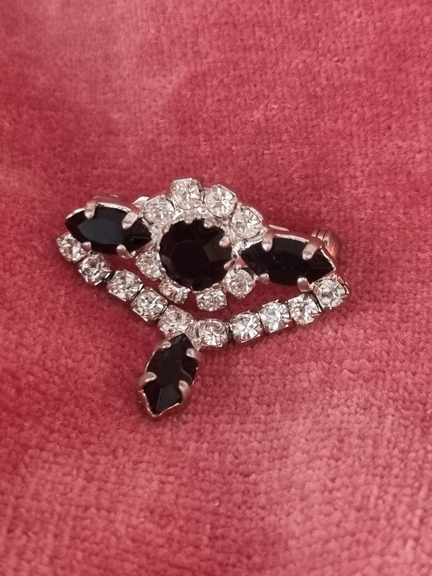 Vintage Brooch Black and Clear Mid Century Rhinestone