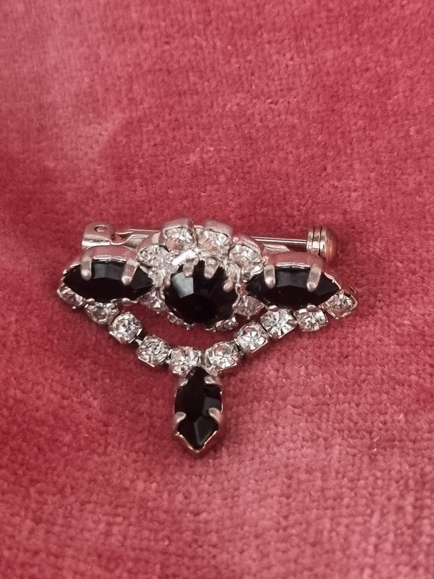 Vintage Brooch Black and Clear Mid Century Rhinestone