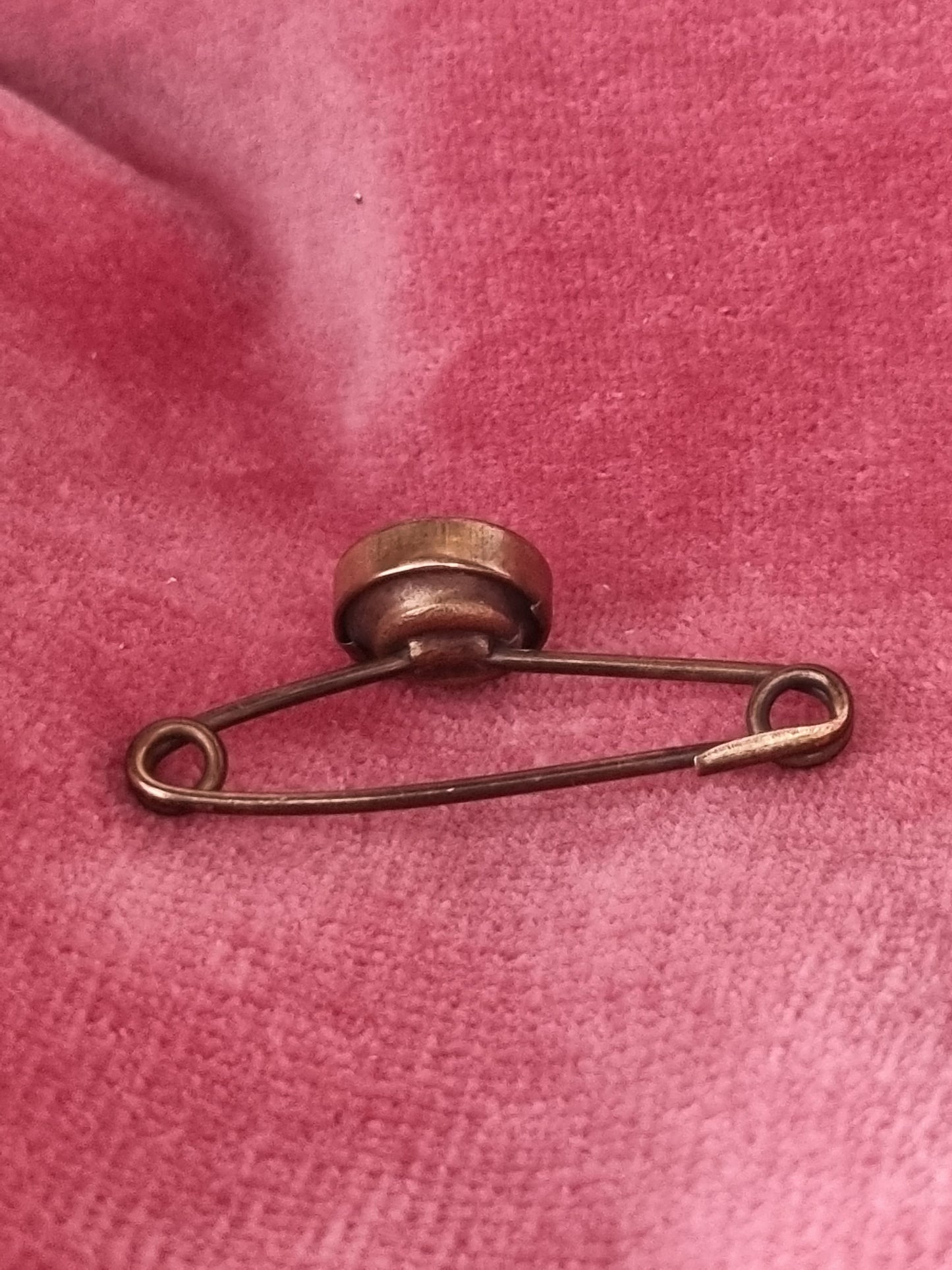 Vintage Brooch Brass Stone Cameo Pink Glass Stone Pin