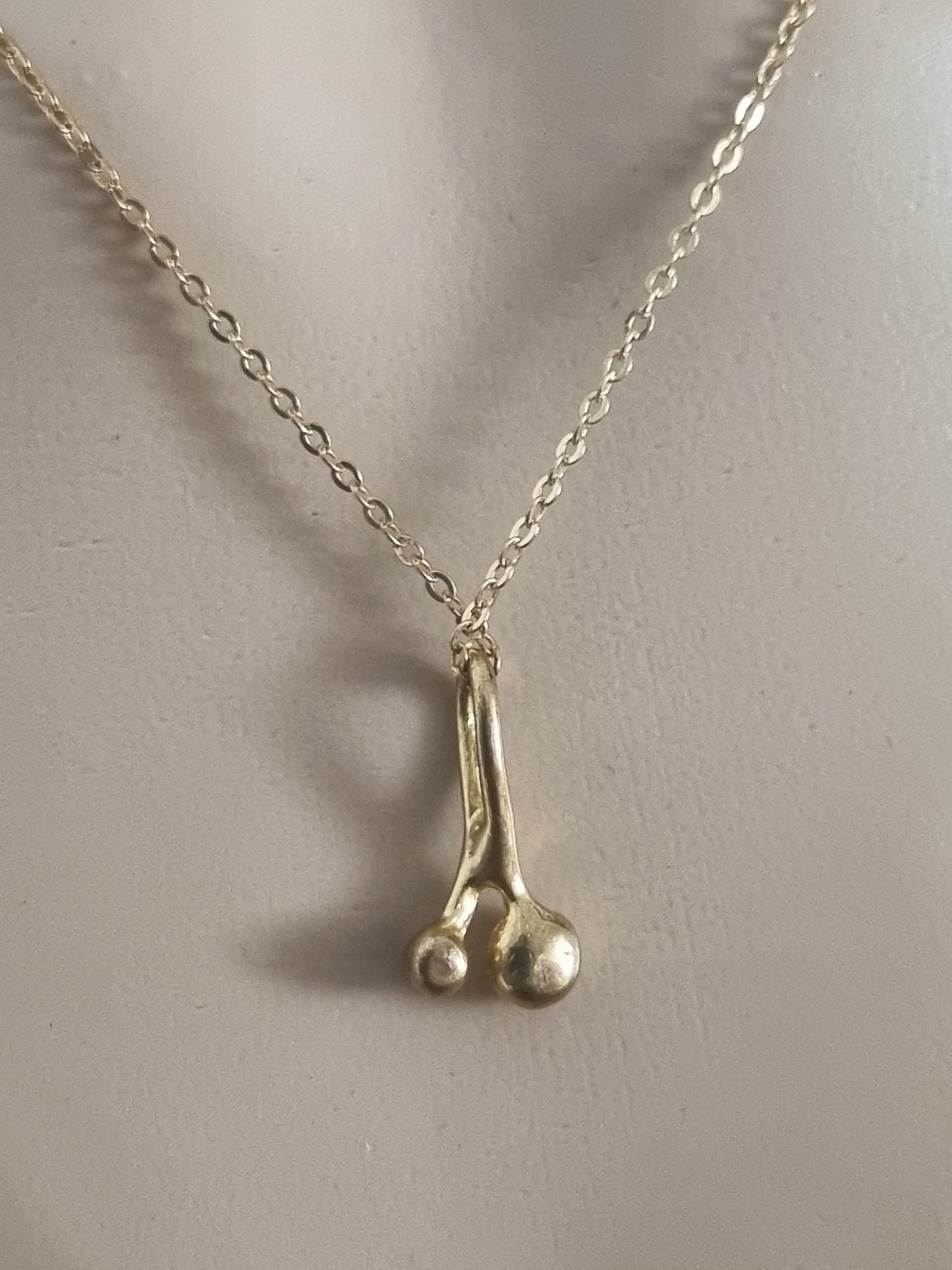 Vintage Necklace Gold Plated Silver Wishbone Pendant Paste Stones.
