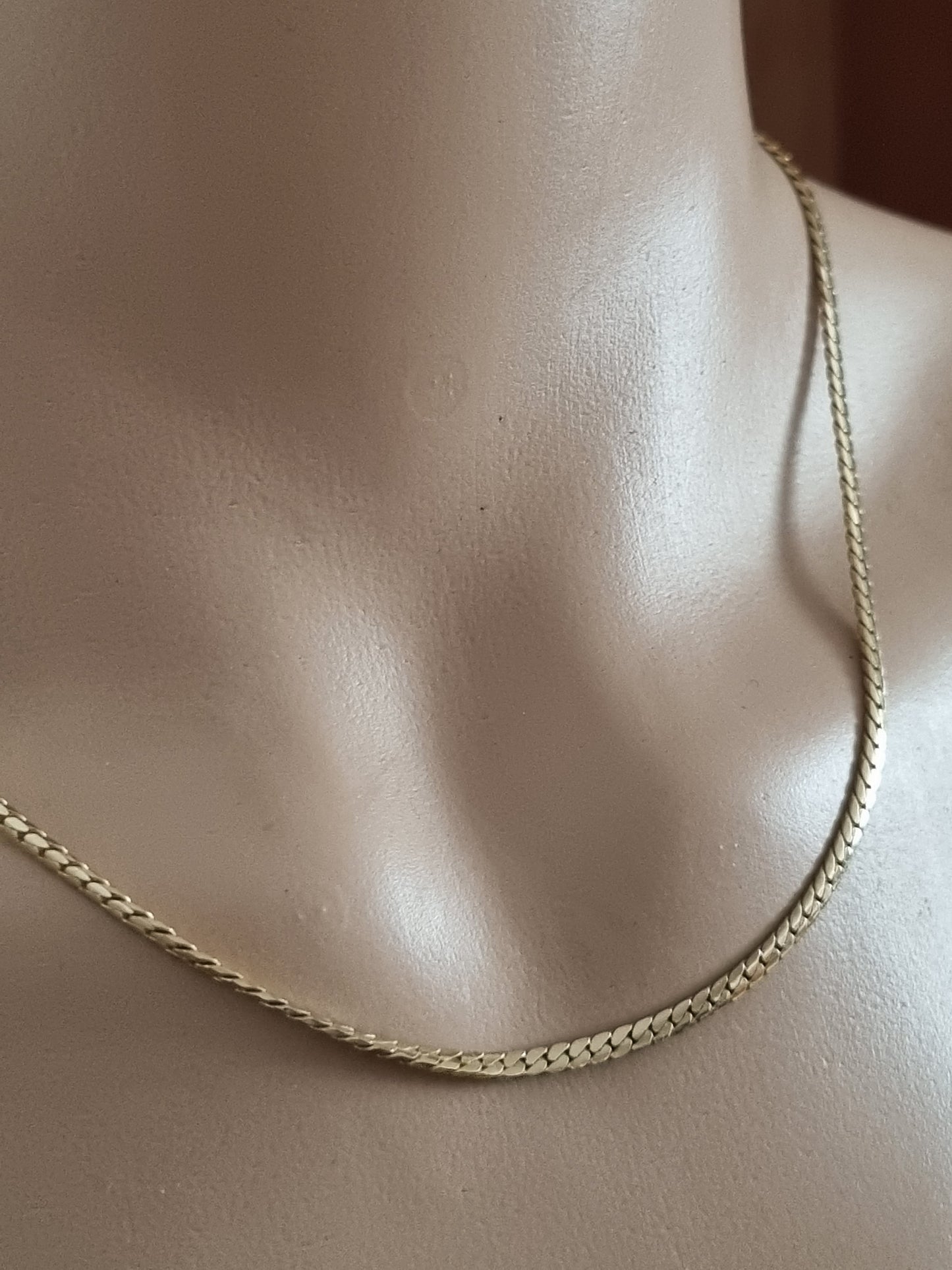 Vintage Necklace Gold Tone Herringbone Curb Chain Link