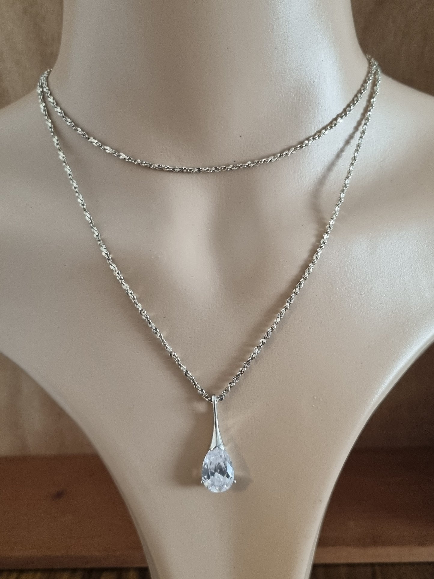 Vintage Necklace 925 Sterling Silver Pear Teardrop Cubic Zirconia Pendant