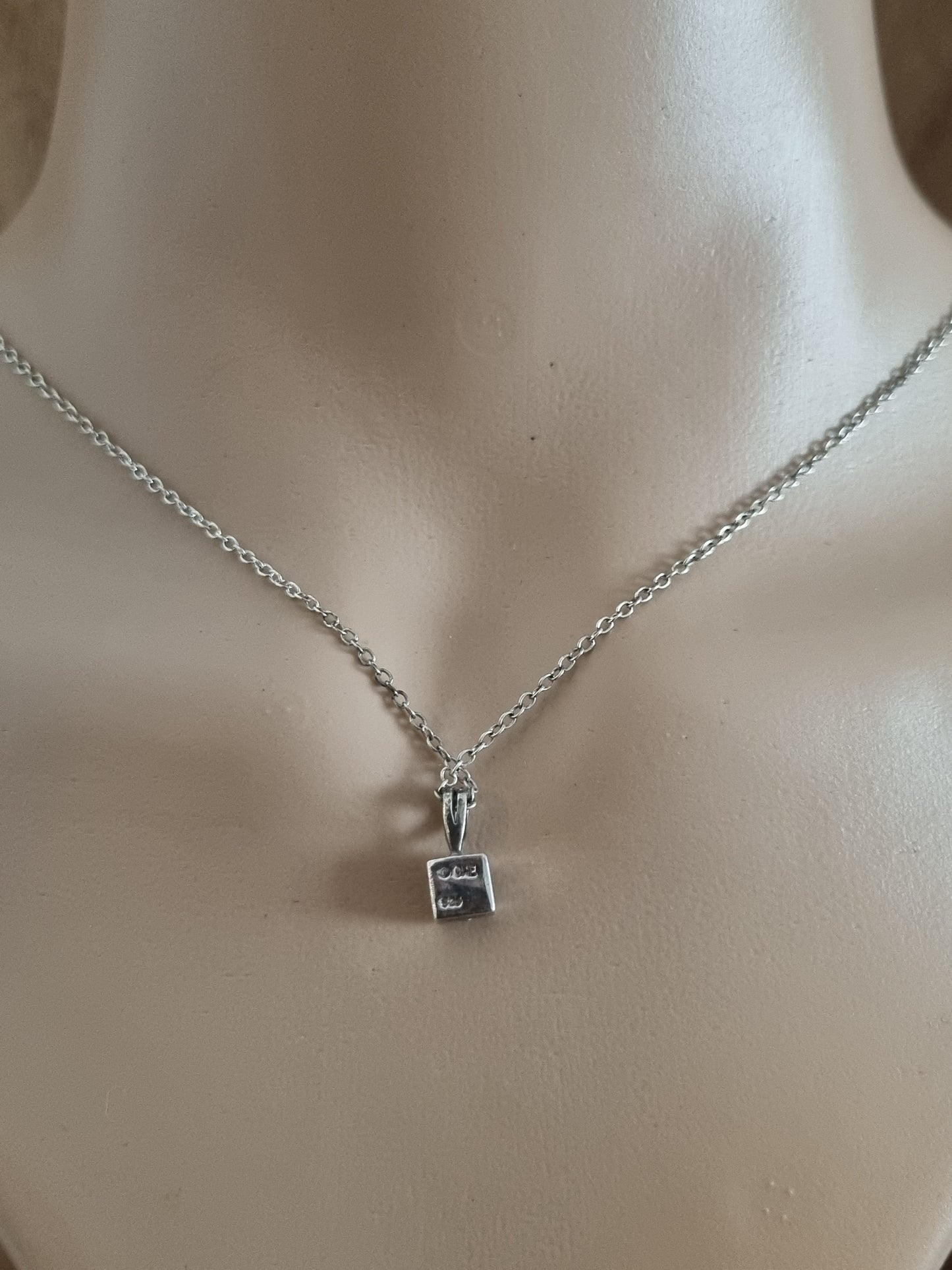 Vintage Necklace 925 Sterling Silver Round Cubic Zirconia Stone Marked