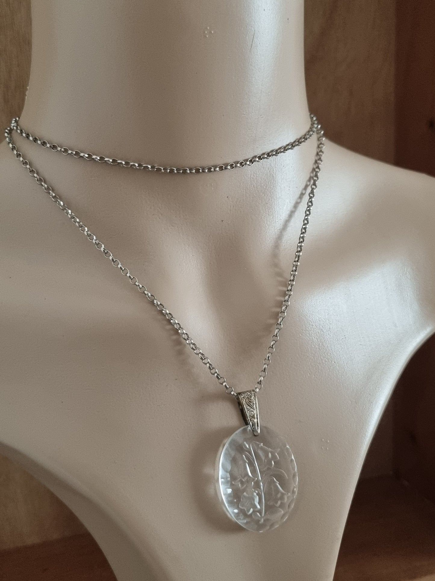 Vintage Necklace 925 Sterling Silver Chain. Reversed Carved EngravedPlastic Flower Pendant