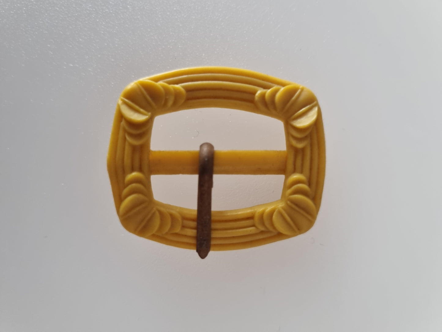 Vintage Buckle Mustard Yellow. For Belts, Sewing, Scarves, Crafts