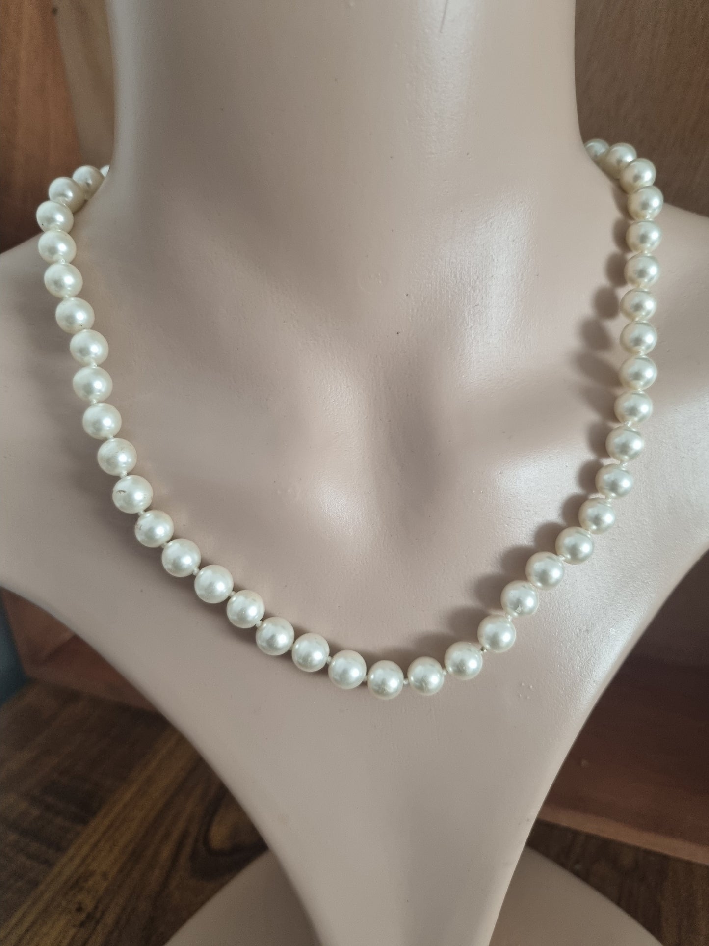 Vintage Necklace Faux Pearls 60s Glass Cream Made In England