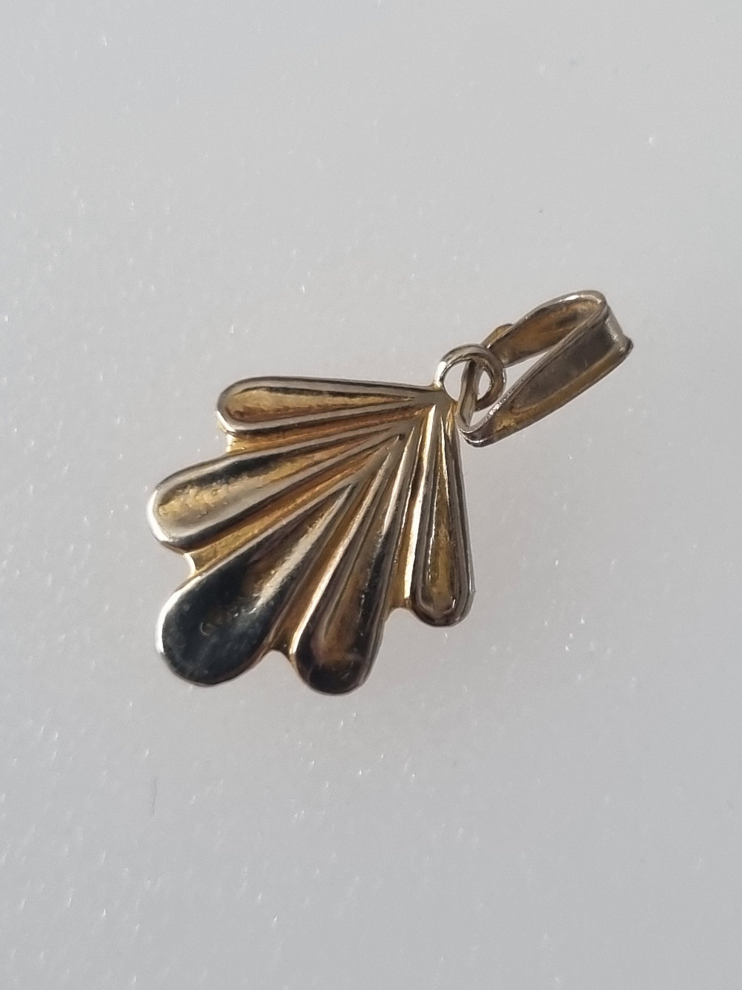 Vintage Pendant Charm Shell Pendant Seashell Nautical Gold Tone