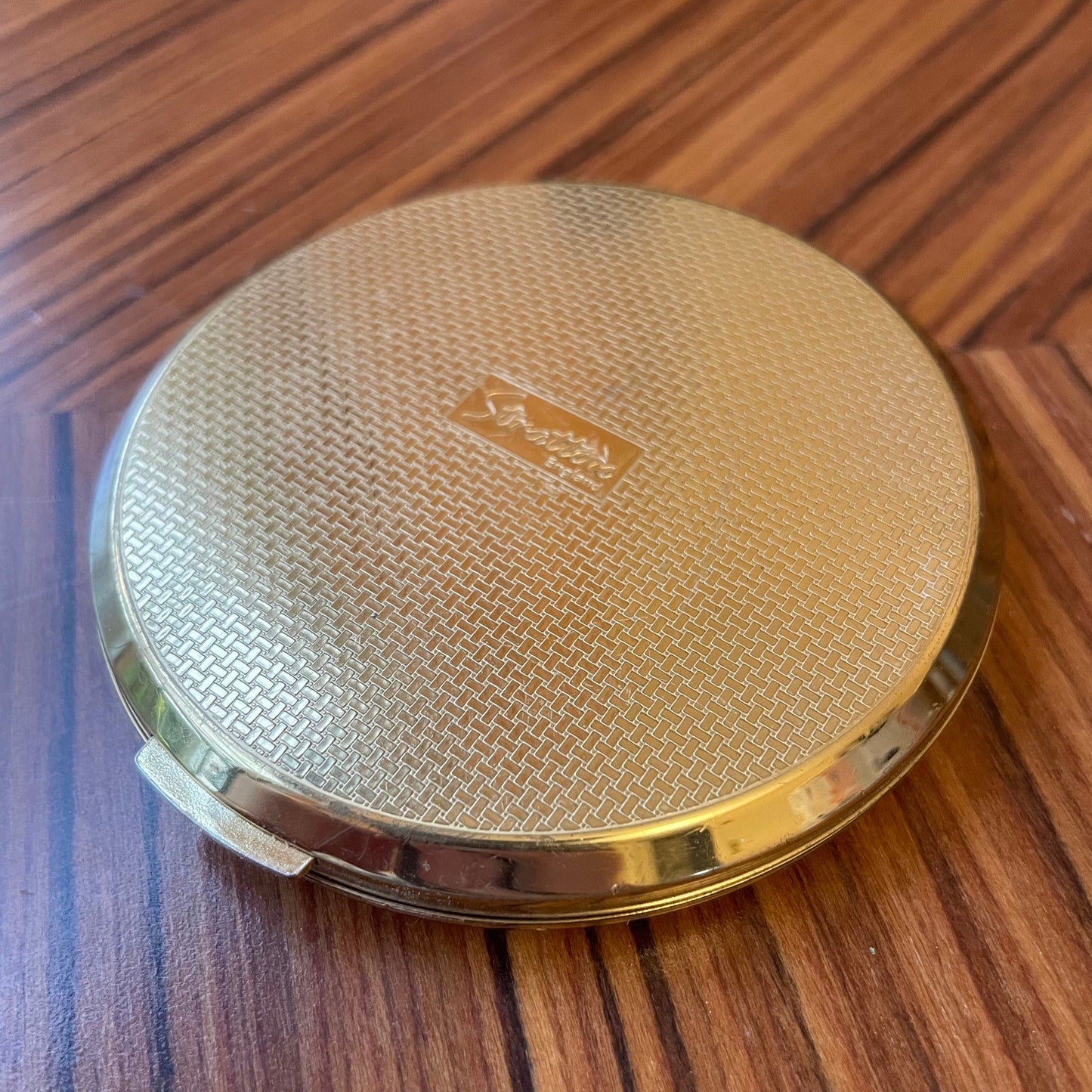 Compact Vintage Stratton England Floral Rose Garden Gold Tone Metal Powder Compact with Mirror