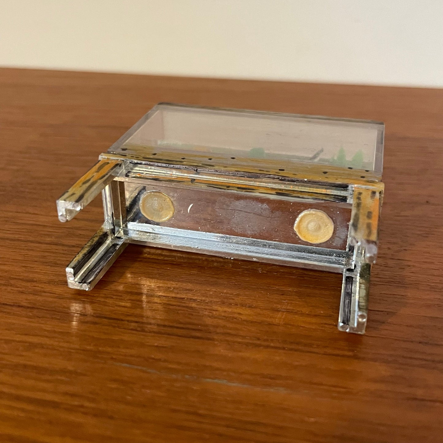 Dolls House Furniture Fish Tank Plastic Rectangular Goldfish