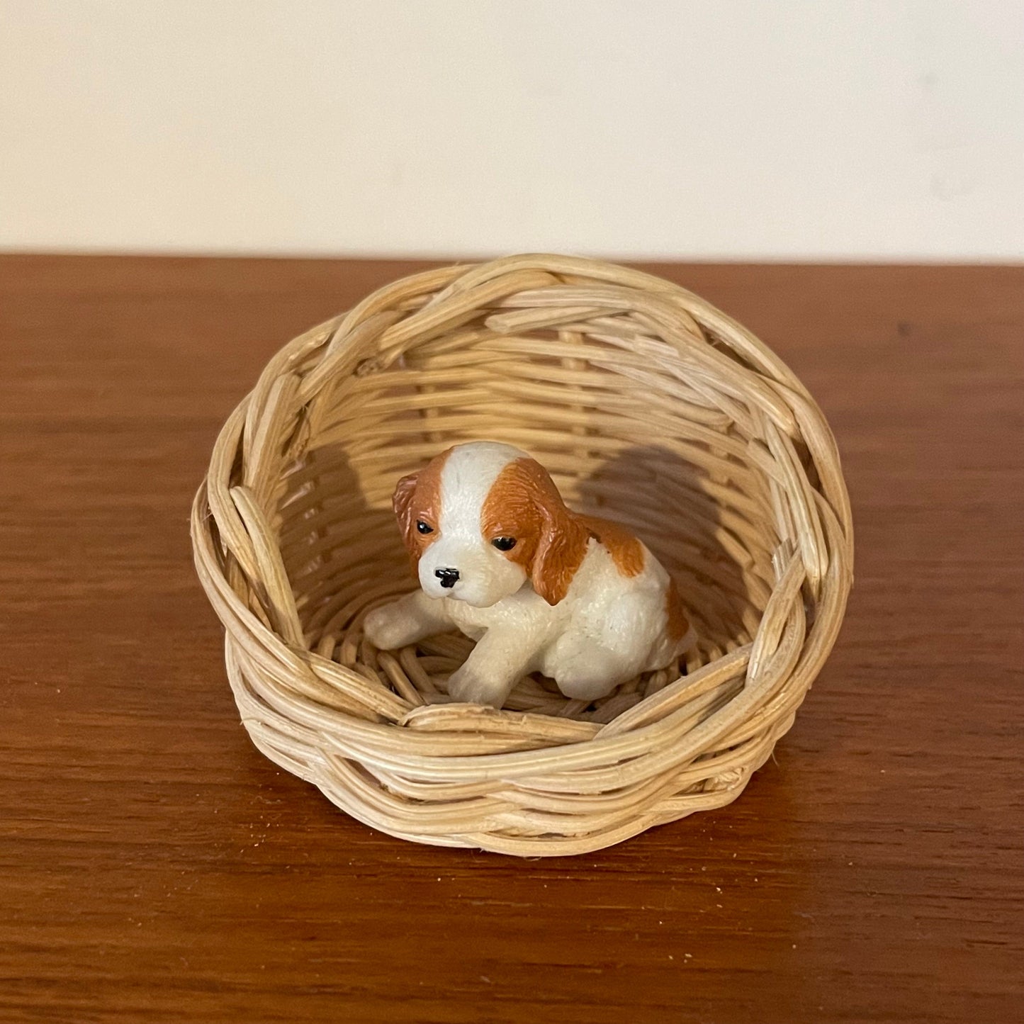 Dolls House Furniture Puppy White and Brown in Wicker Basket. Pet Shop
