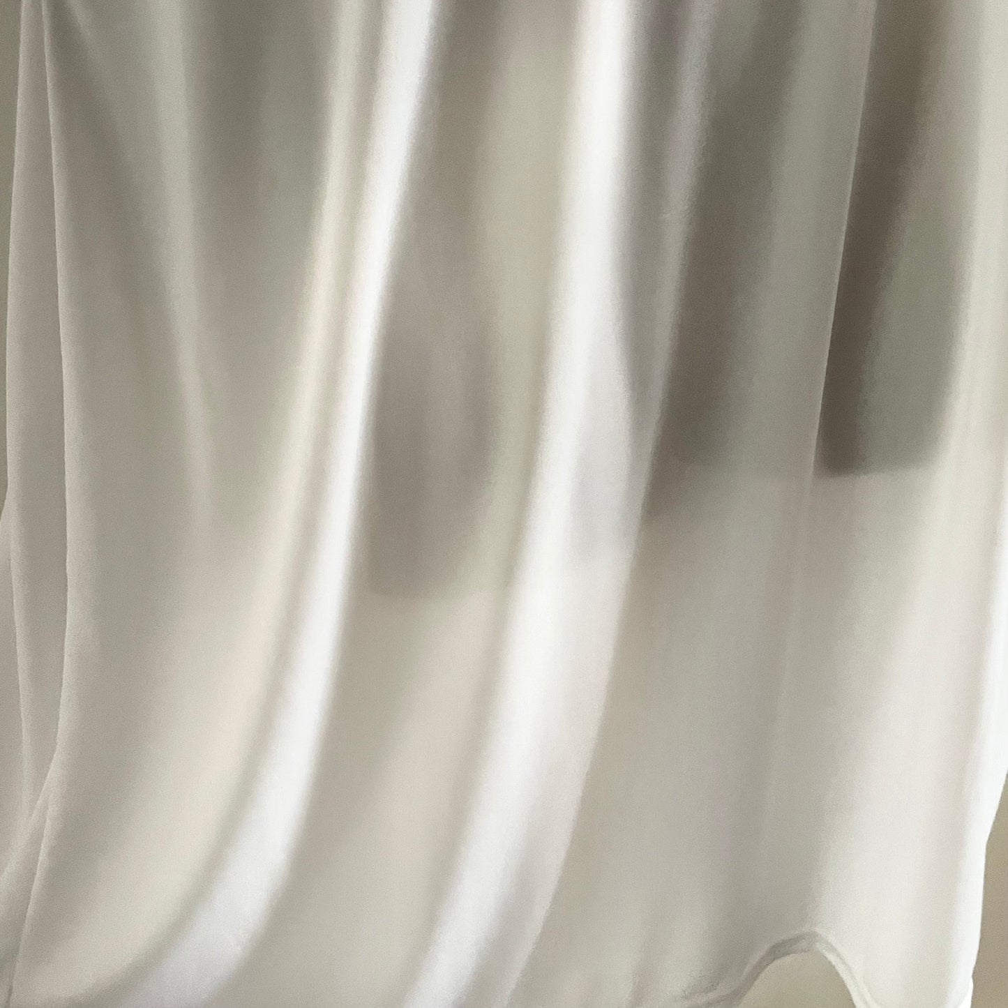 Slip Vintage White Midi Dress with V Neck and Adjustable Straps