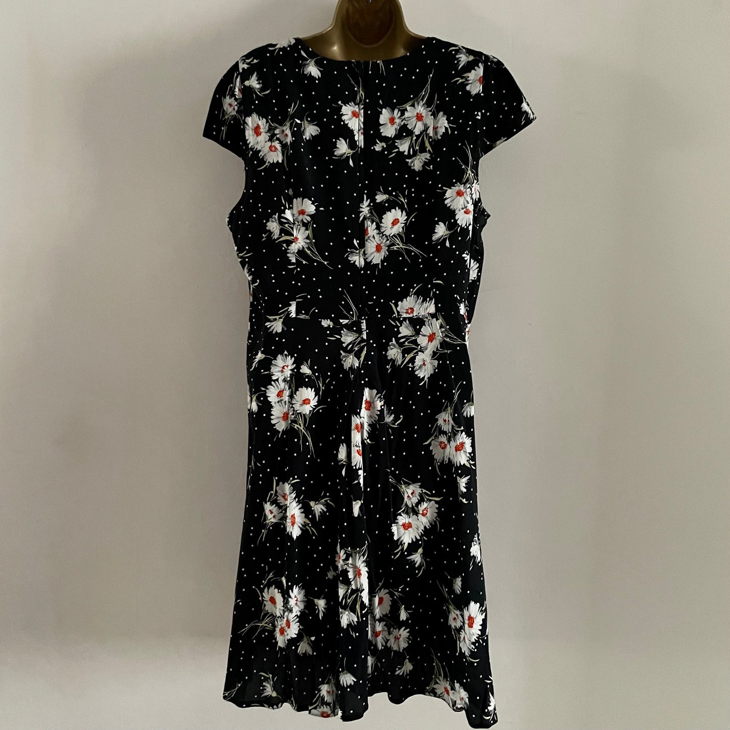 Preloved Vintage Black Polka Dot Daisy Print Dress