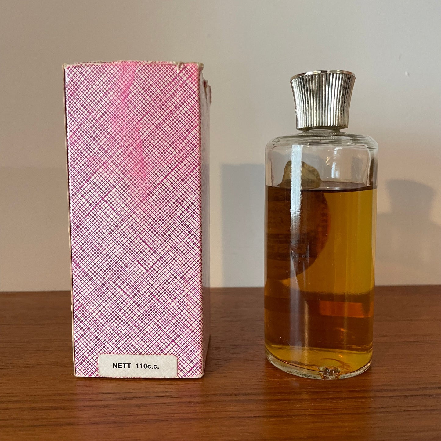 Vintage Perfume Cascades White Moss by English Moaves 100ml