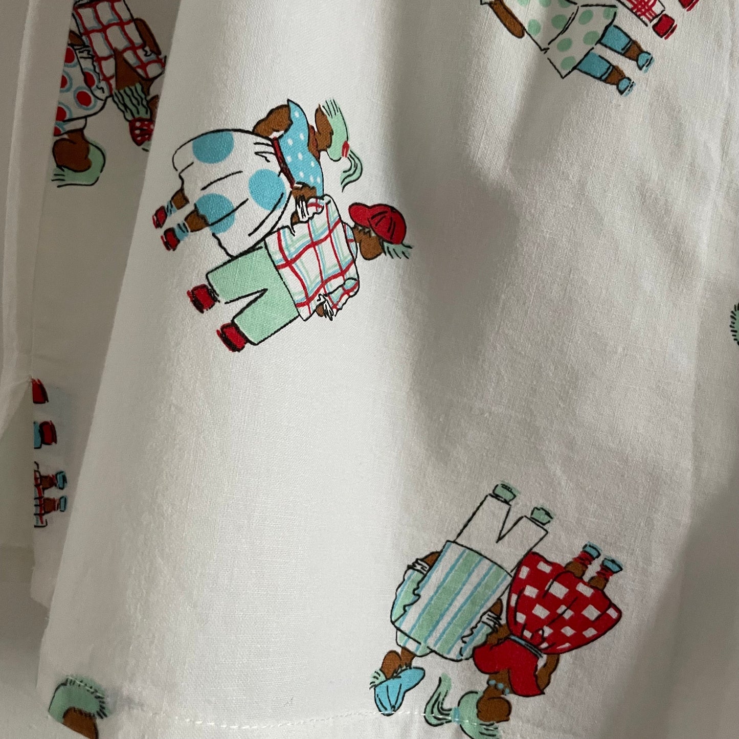 Shorts1930s Thirties Vintage Cotton People Print Paper Bag Shorts
