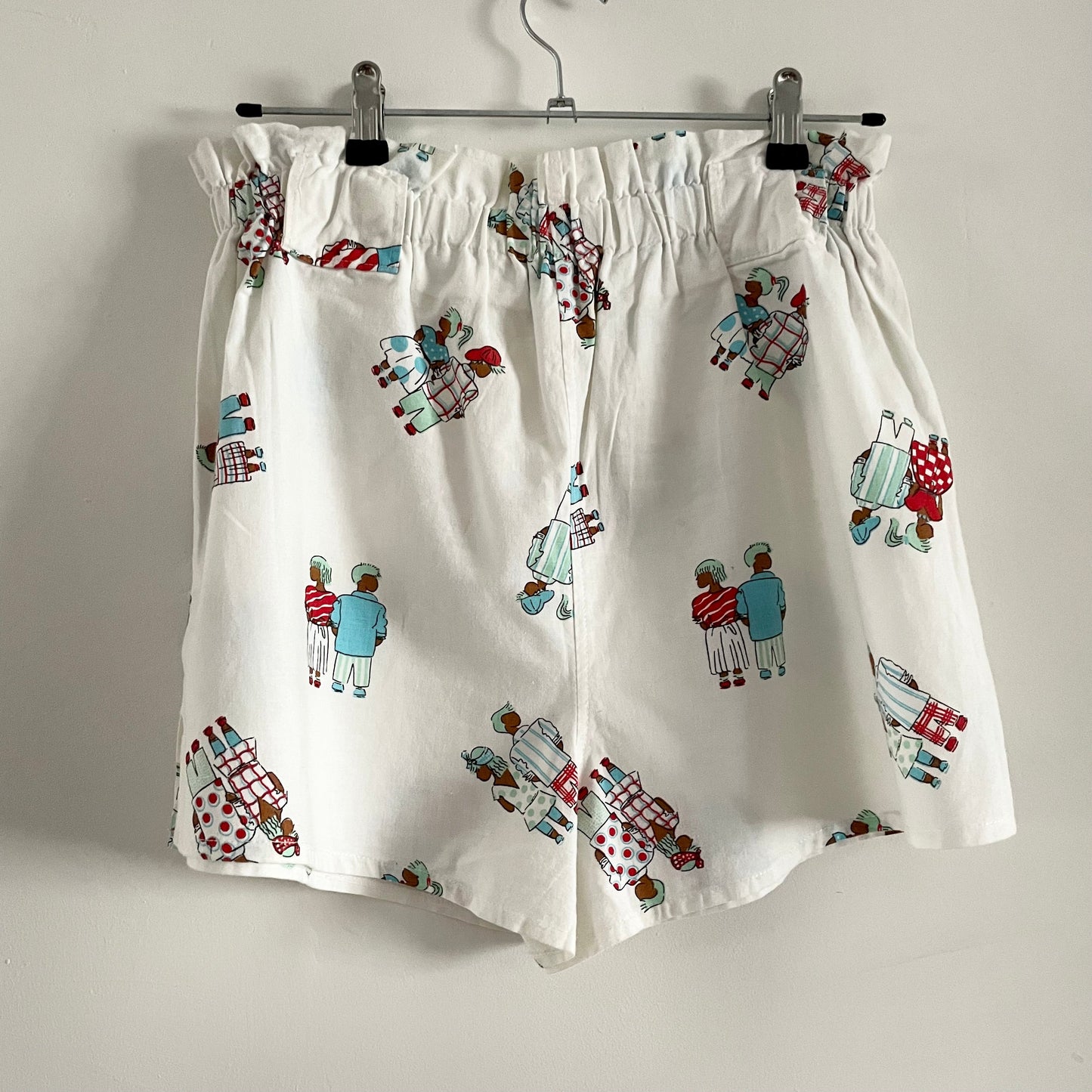 Shorts1930s Thirties Vintage Cotton People Print Paper Bag Shorts