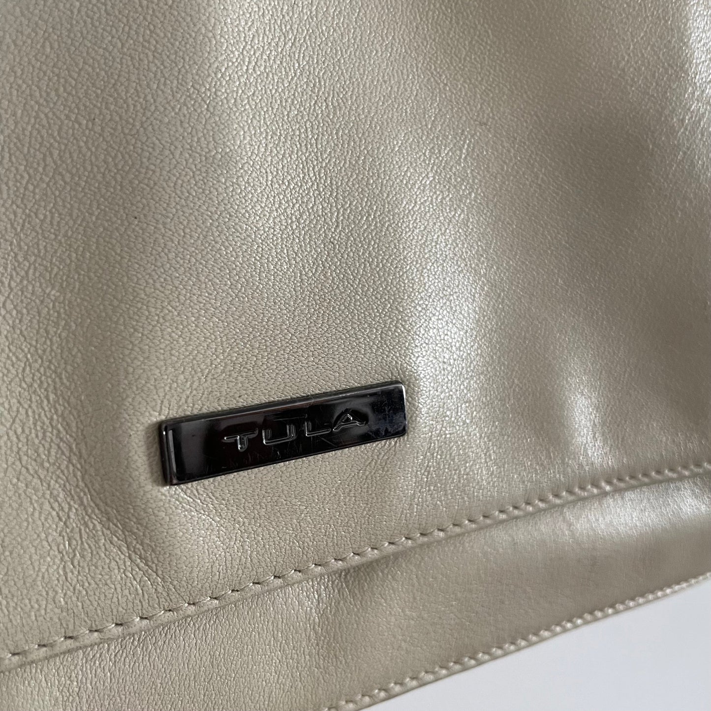 Vintage Bag Cream Tula Leather Three Compartment Shoulder Bag