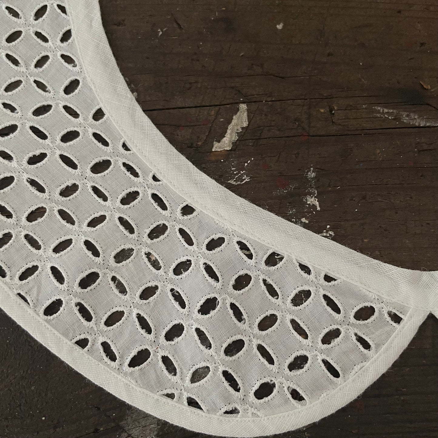 Collar Antique Broderie Anglaise White Peter Pan Vintage Collar