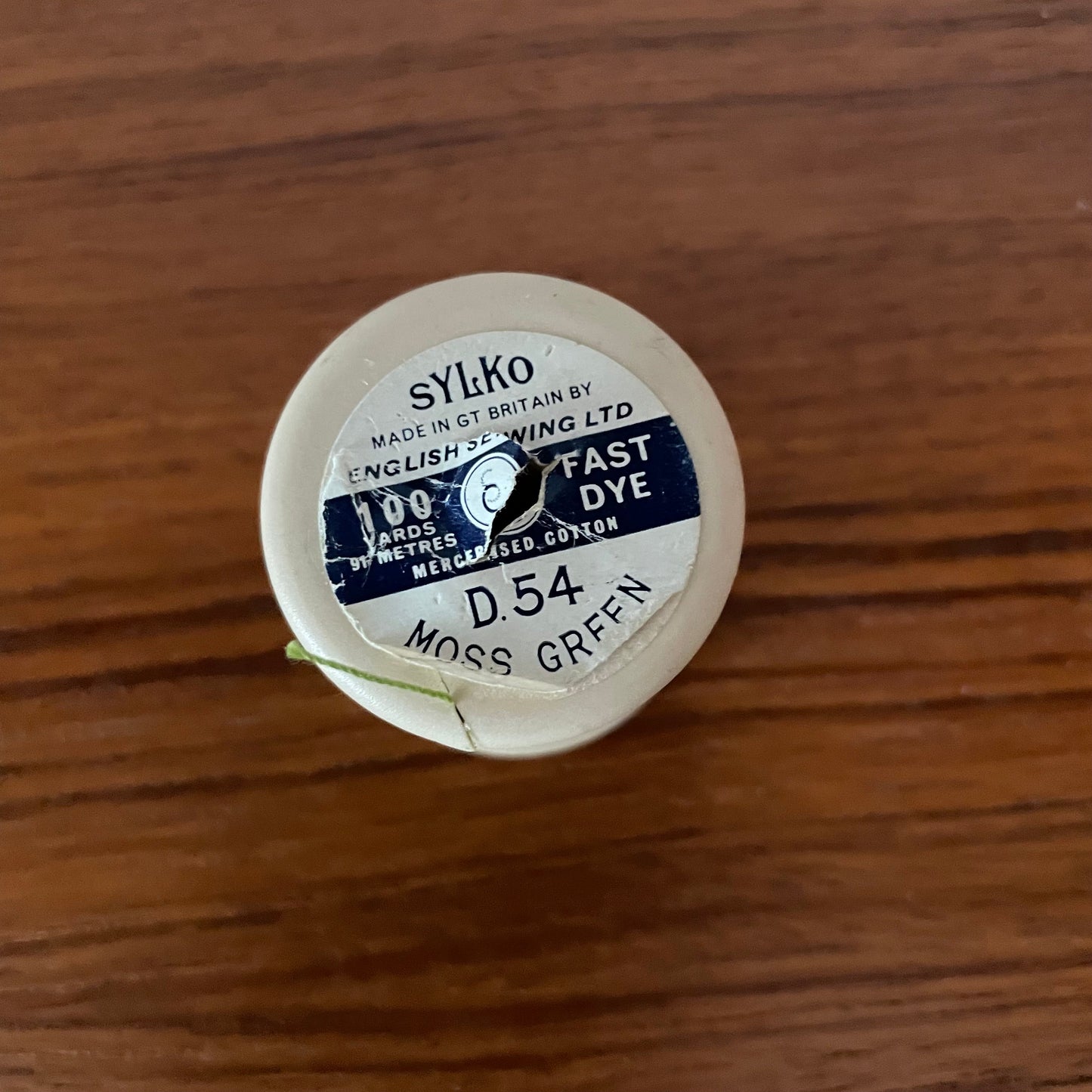 Thread Vintage Dewhurst's Sylko 3 Shells Machine Twist 40 Thread Reel. D54 Moss Green. Made in Great Britain