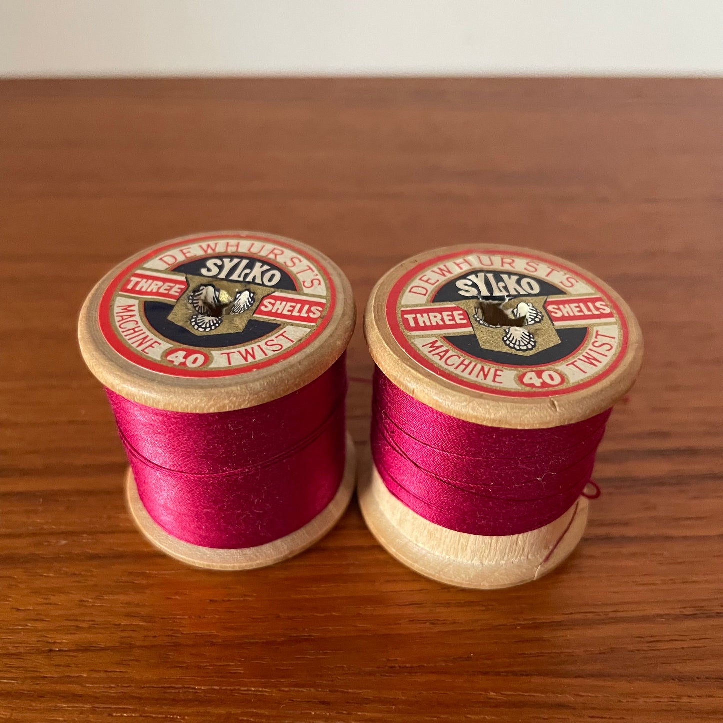 Thread Vintage Dewhurst's Pink Job Lot Sylko Machine Twist Reels D41