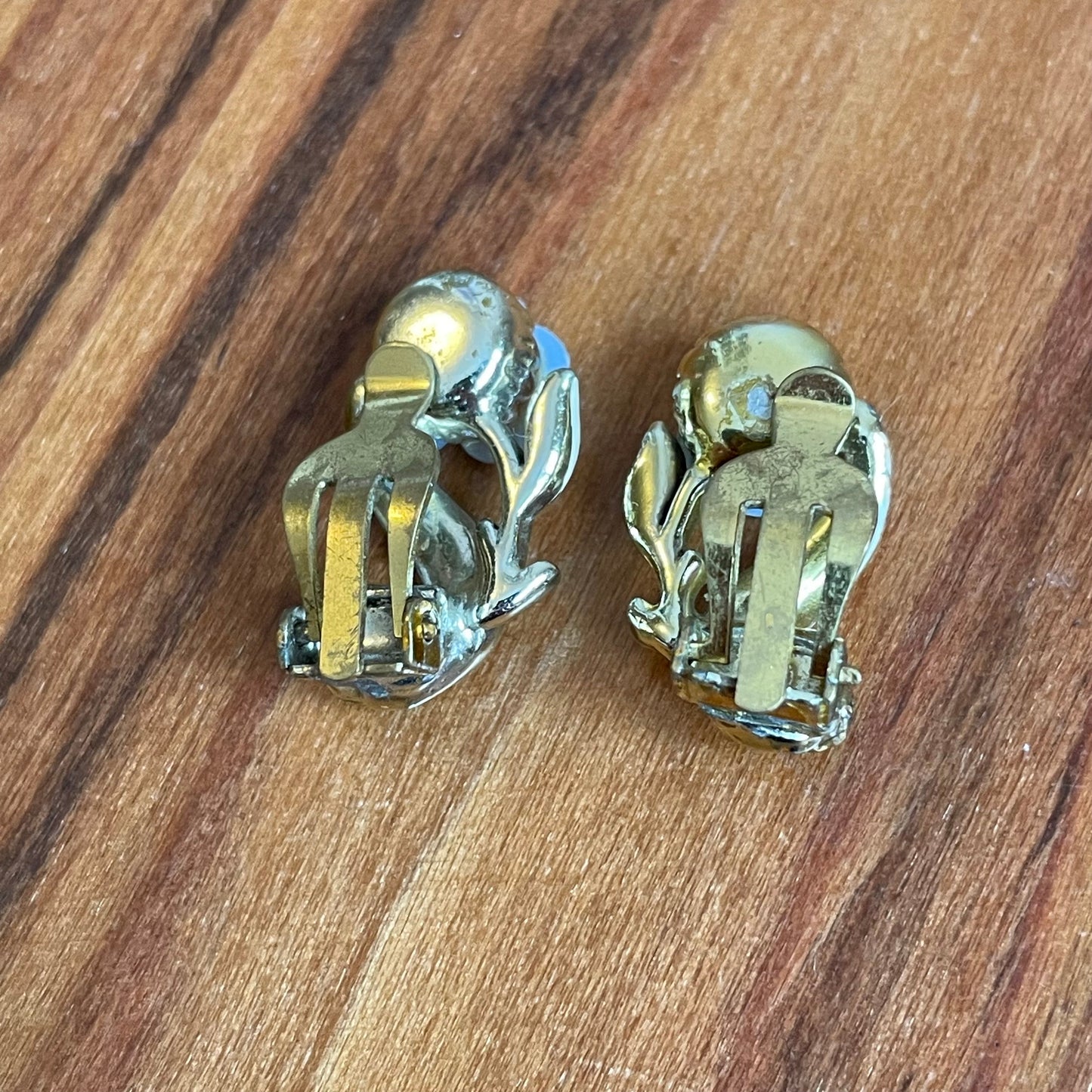 Vintage Pastel Enamel Blue Floral Clip On Earrings Gold Tone