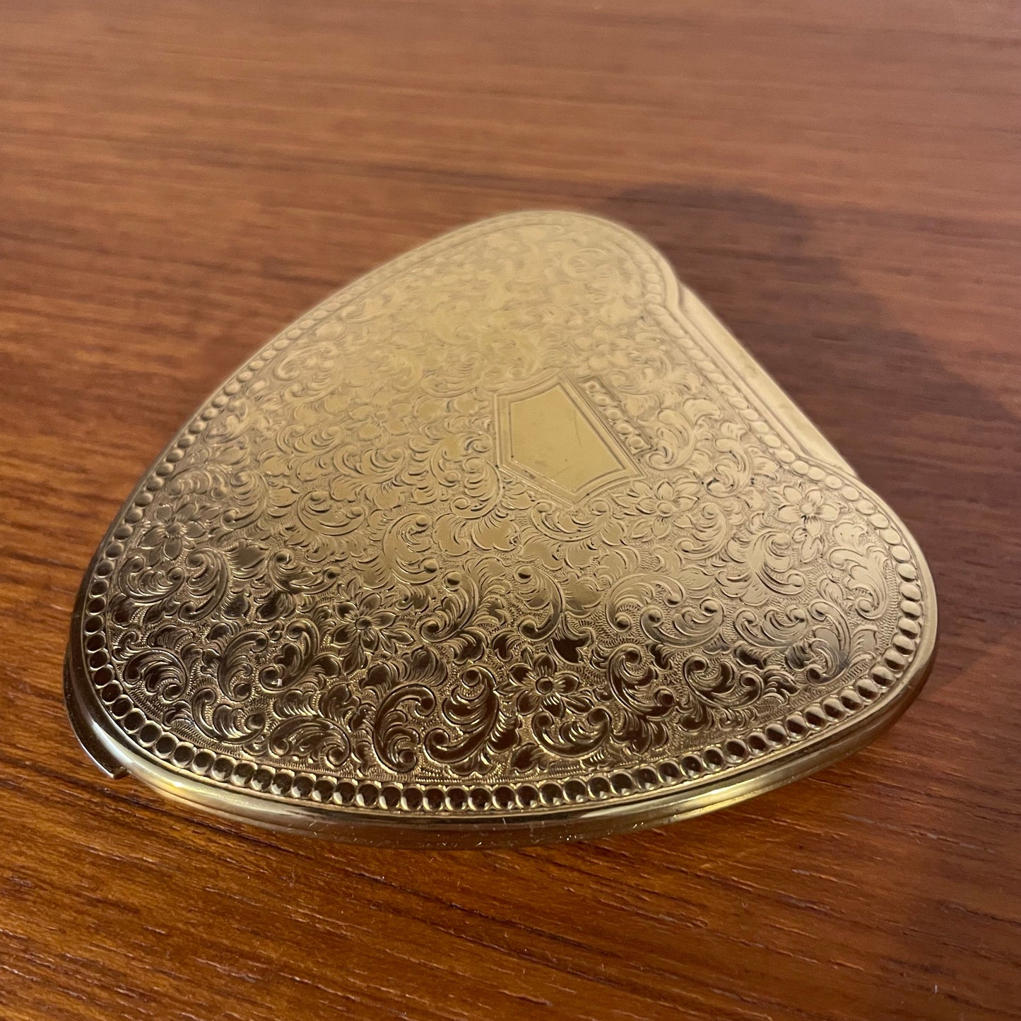 Compact Vintage Kigu Heart Shaped Gold Tone Patterned with Mirror Intact