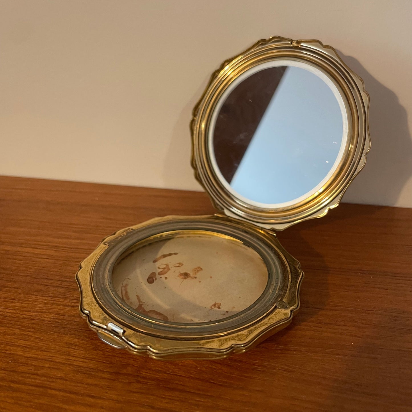 Compact Vintage Gold & Orange Floral Shape Statement Compact PAT 764125