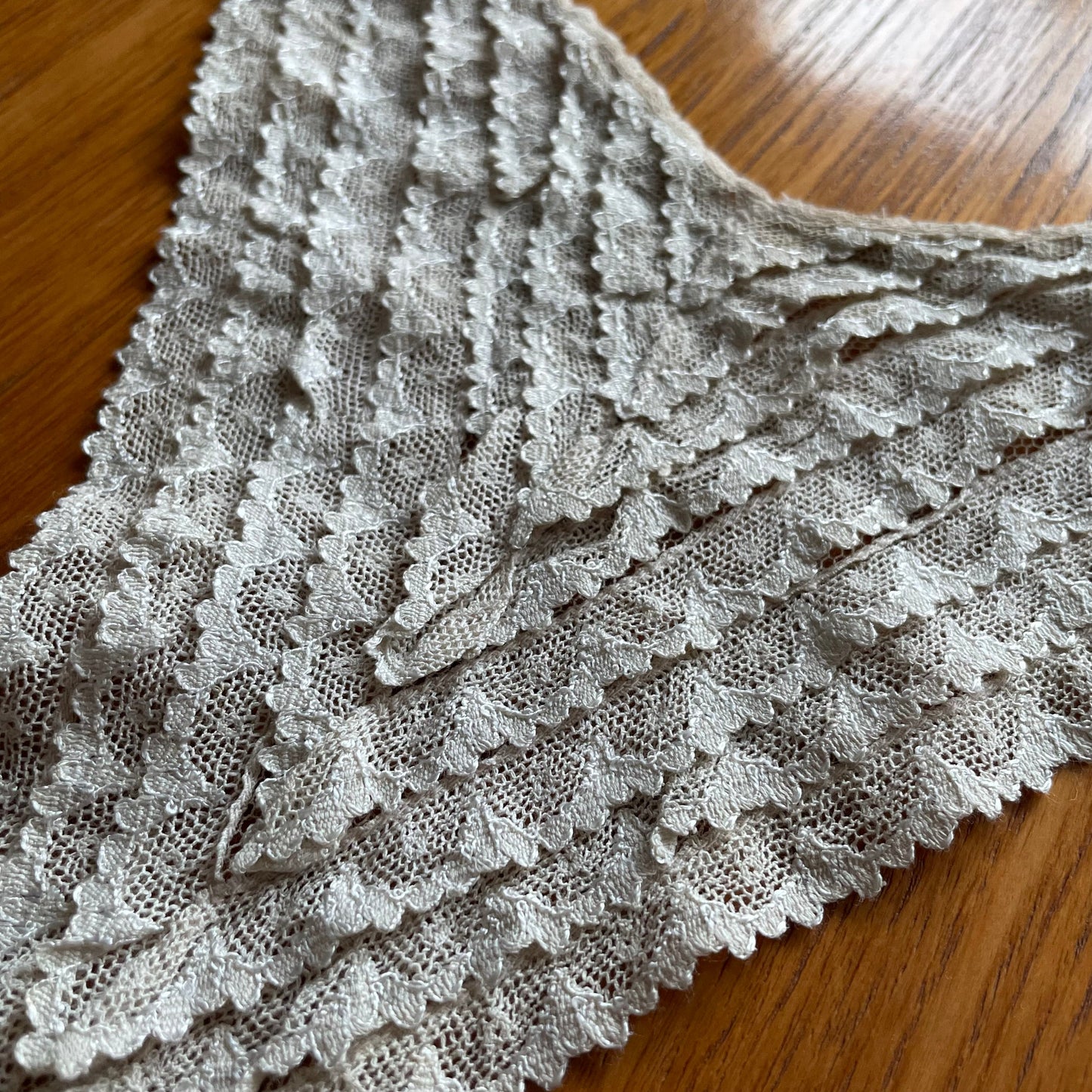Collar Vintage Detachable Large Cream Frill Lace Scallop