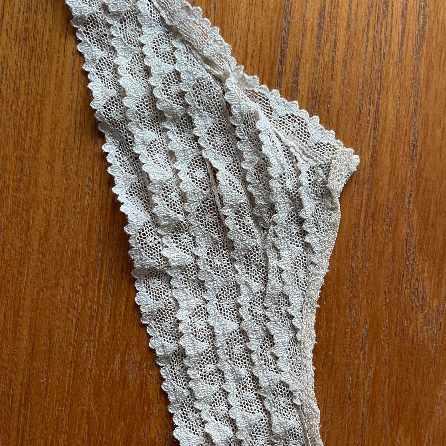 Collar Vintage Detachable Large Cream Frill Lace Scallop