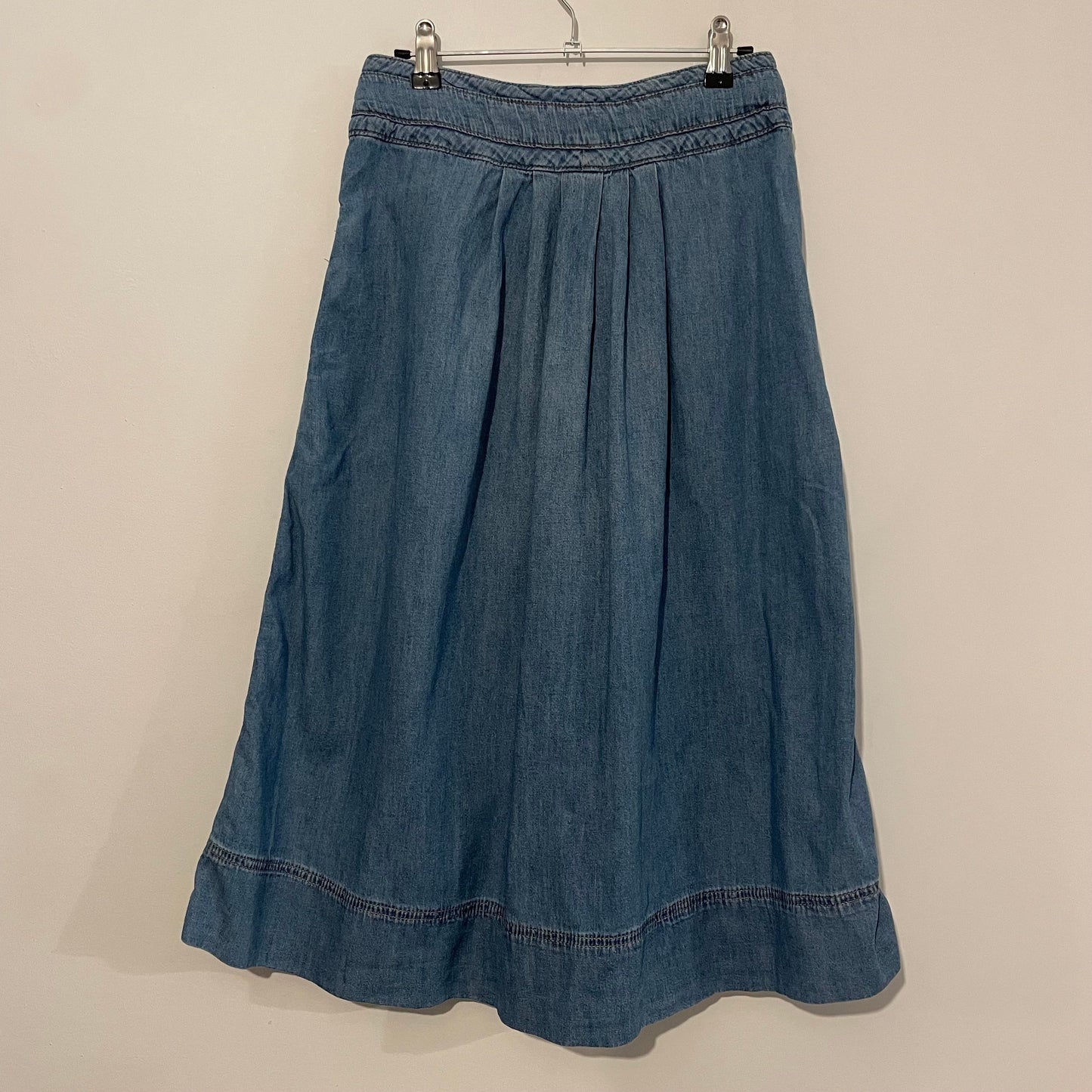 Denim Skirt Mid Length Gap Denim Belt Button Blue Size 8 Vintage