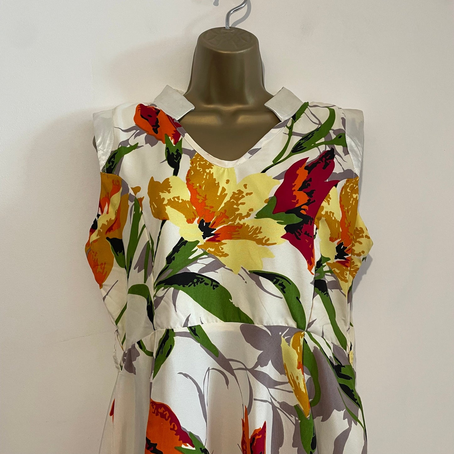 Floral Day Dress Vintage White Midi Dress by Lyellum Sleeveless