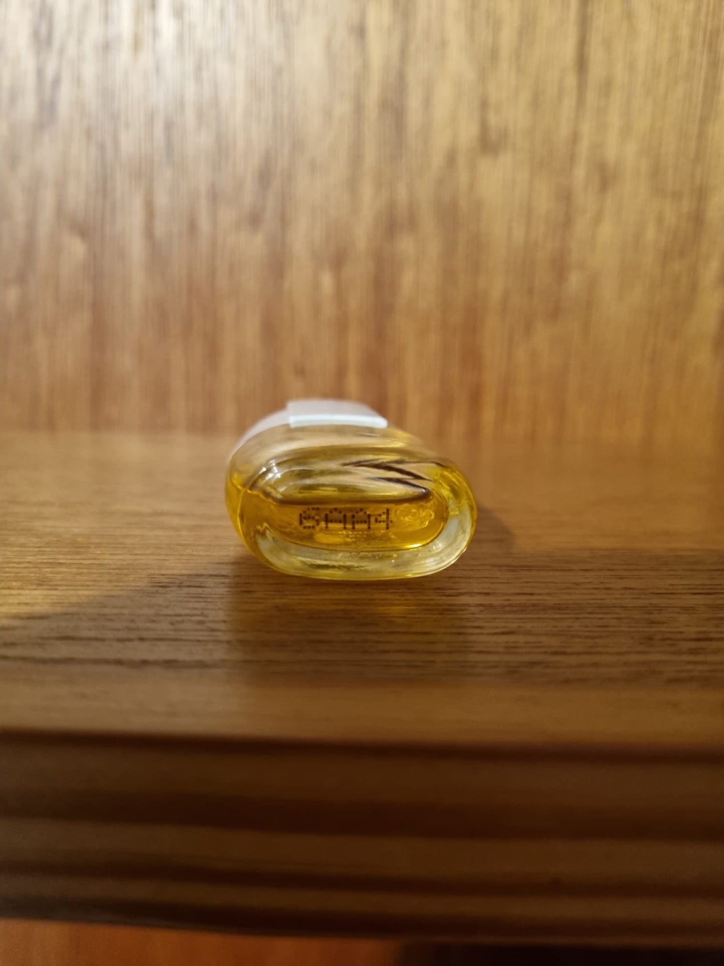 Vintage Sunflowers by Elizabeth Arden 7.5ml Perfume. 85% Full