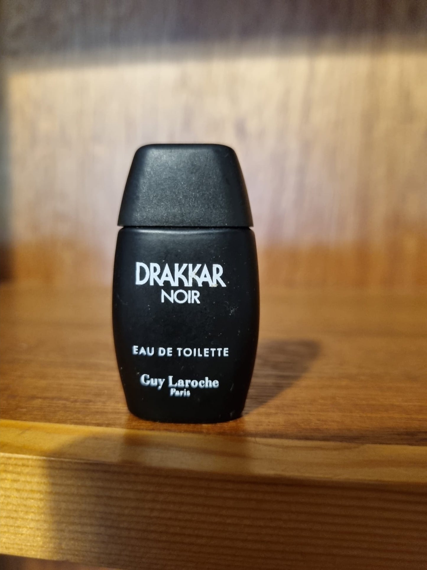 Vintage Guy Laroche Drakkar Noir Eau De Toilette. Empty 5ml