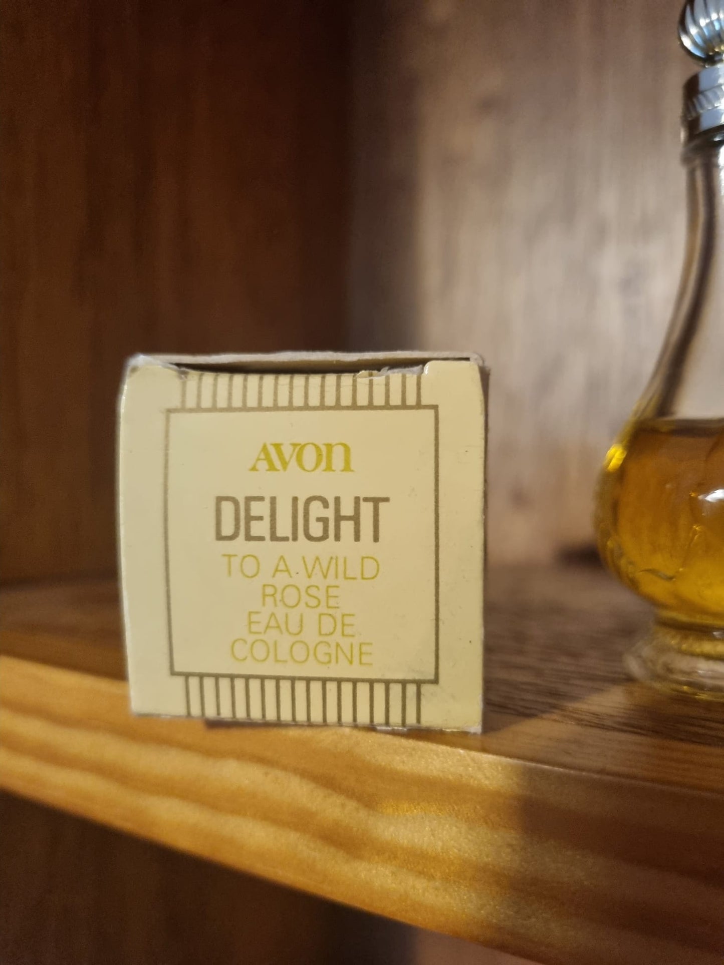 Vintage Avon Delight to A Wild Rose Acanthe Eau De Cologne Miniature