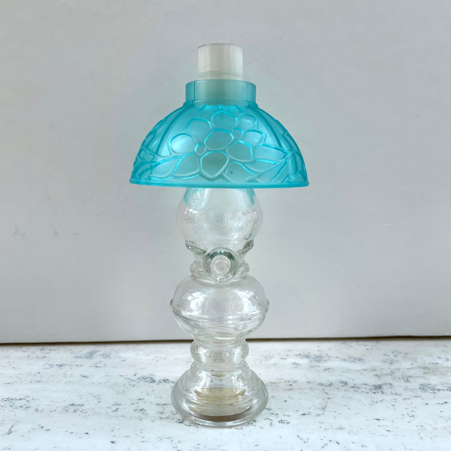 Vintage Avon Miniature Lamp Elegance Eau De Cologne. Empty. 30ml. U2312
