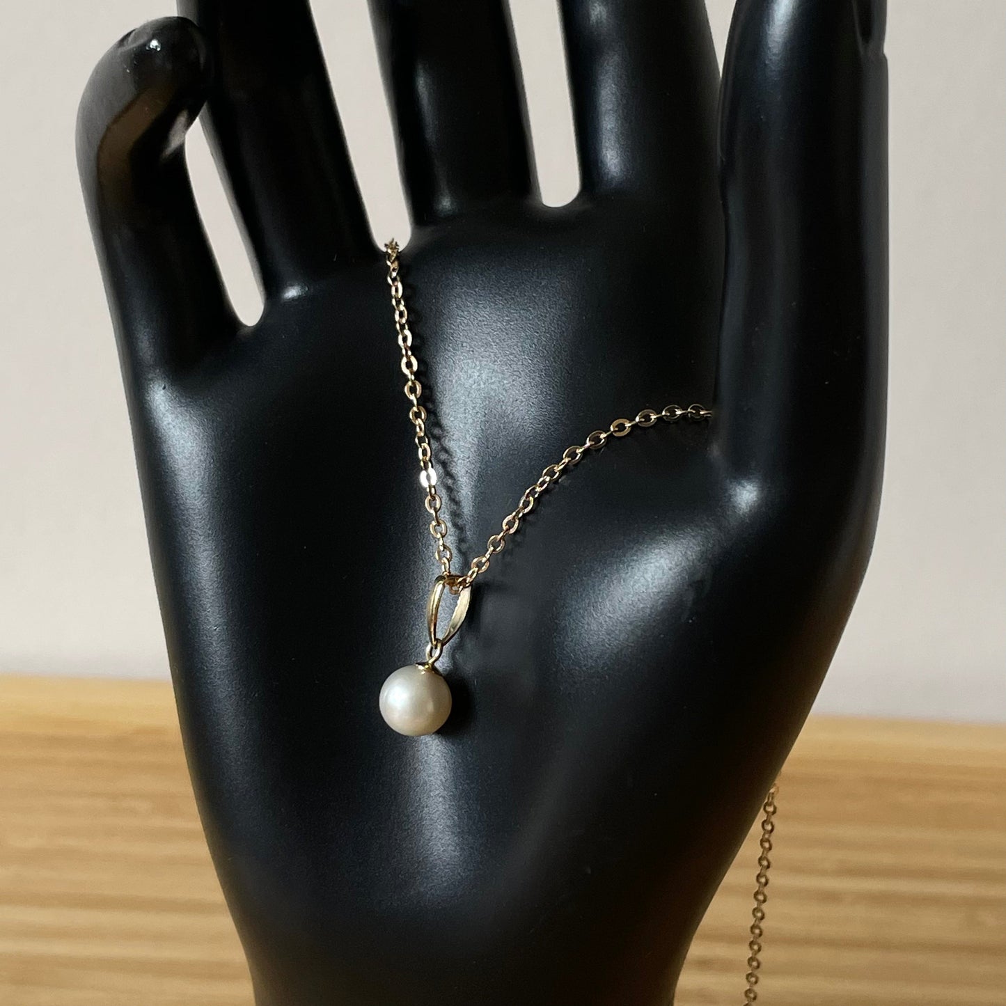 Necklace Vintage Pearly Drop Gold Tone Pendant with Chain