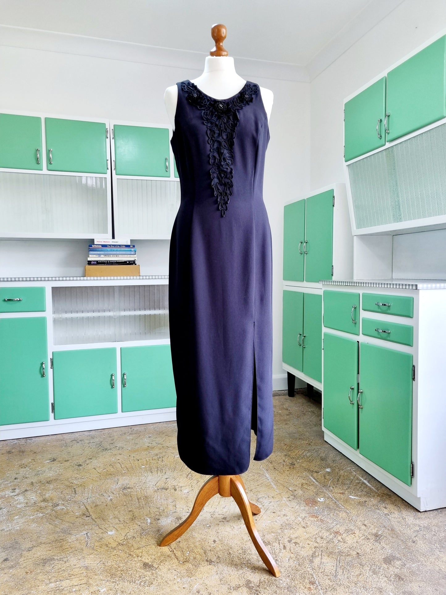 Milano Vintage MidSize Dress UK 14 - Vintage Appreciation Society