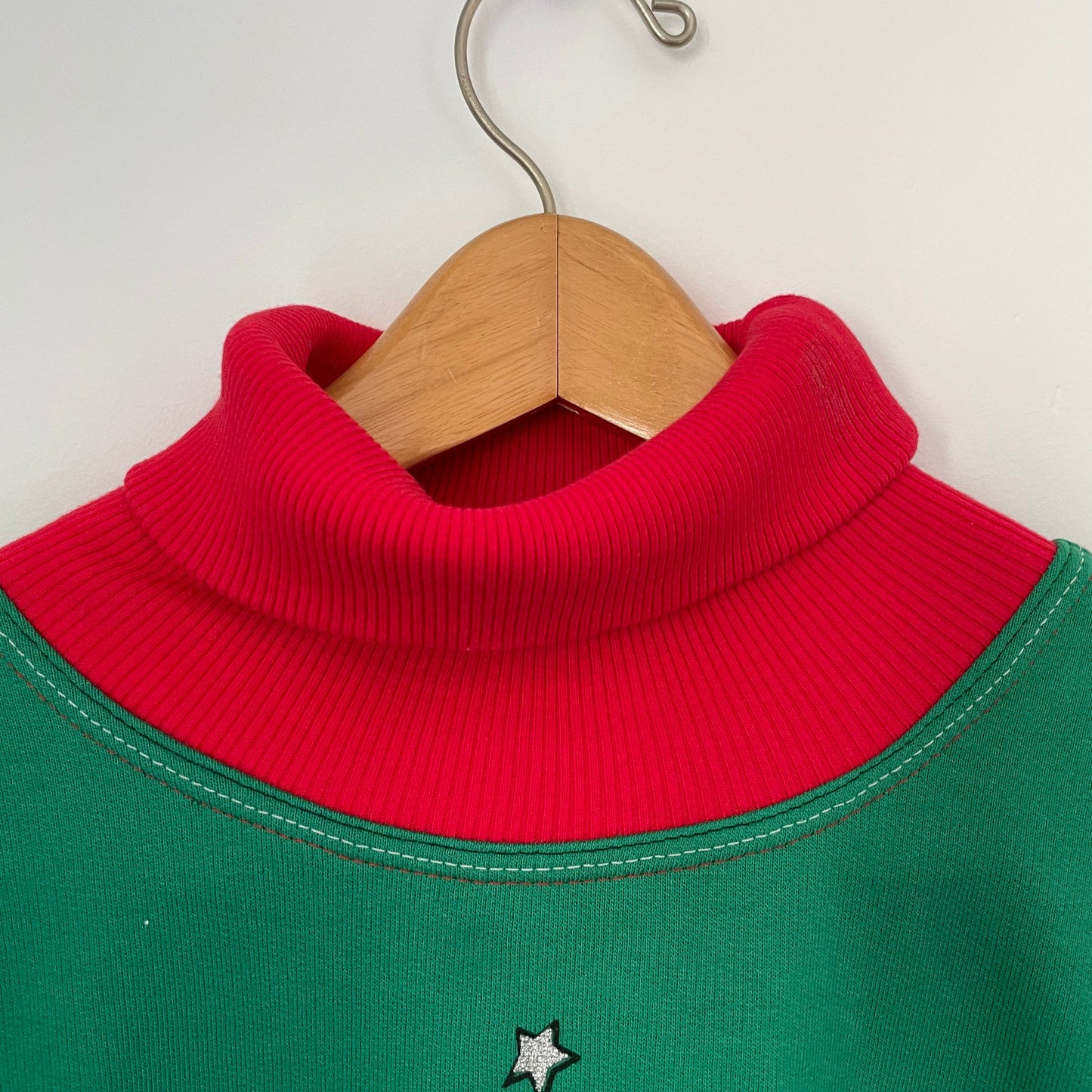 Vintage Disney City Lights Minnie & Mickey Mouse Sweatshirt