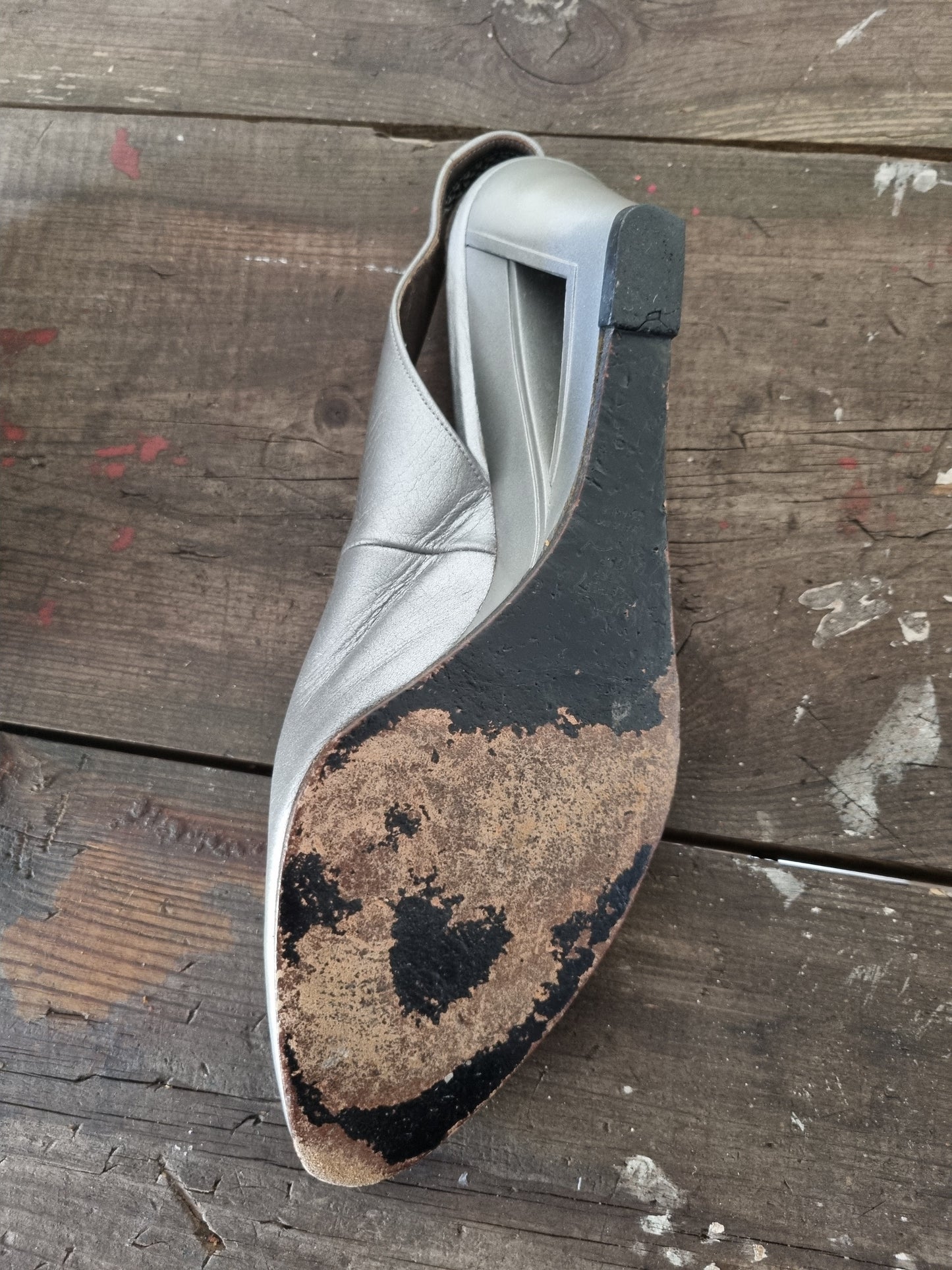 Charles Jourdan Silver Heels Vintage UK 9.5 Elegant Footwear