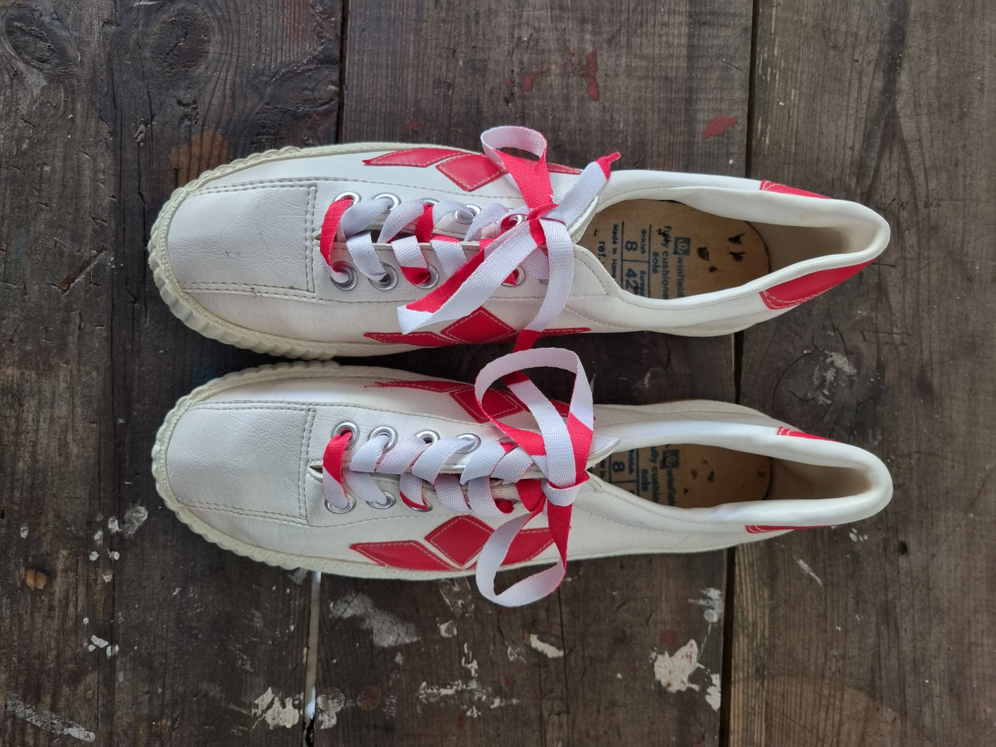 Vintage Winfield Red and White Trainers UK 8 US 10 EU 41